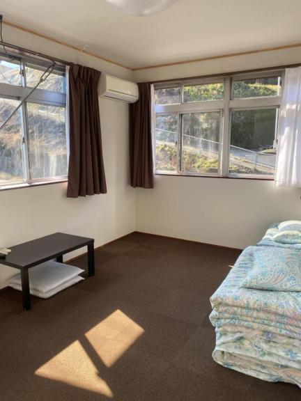 Guest House Iwato Такатихо Экстерьер фото