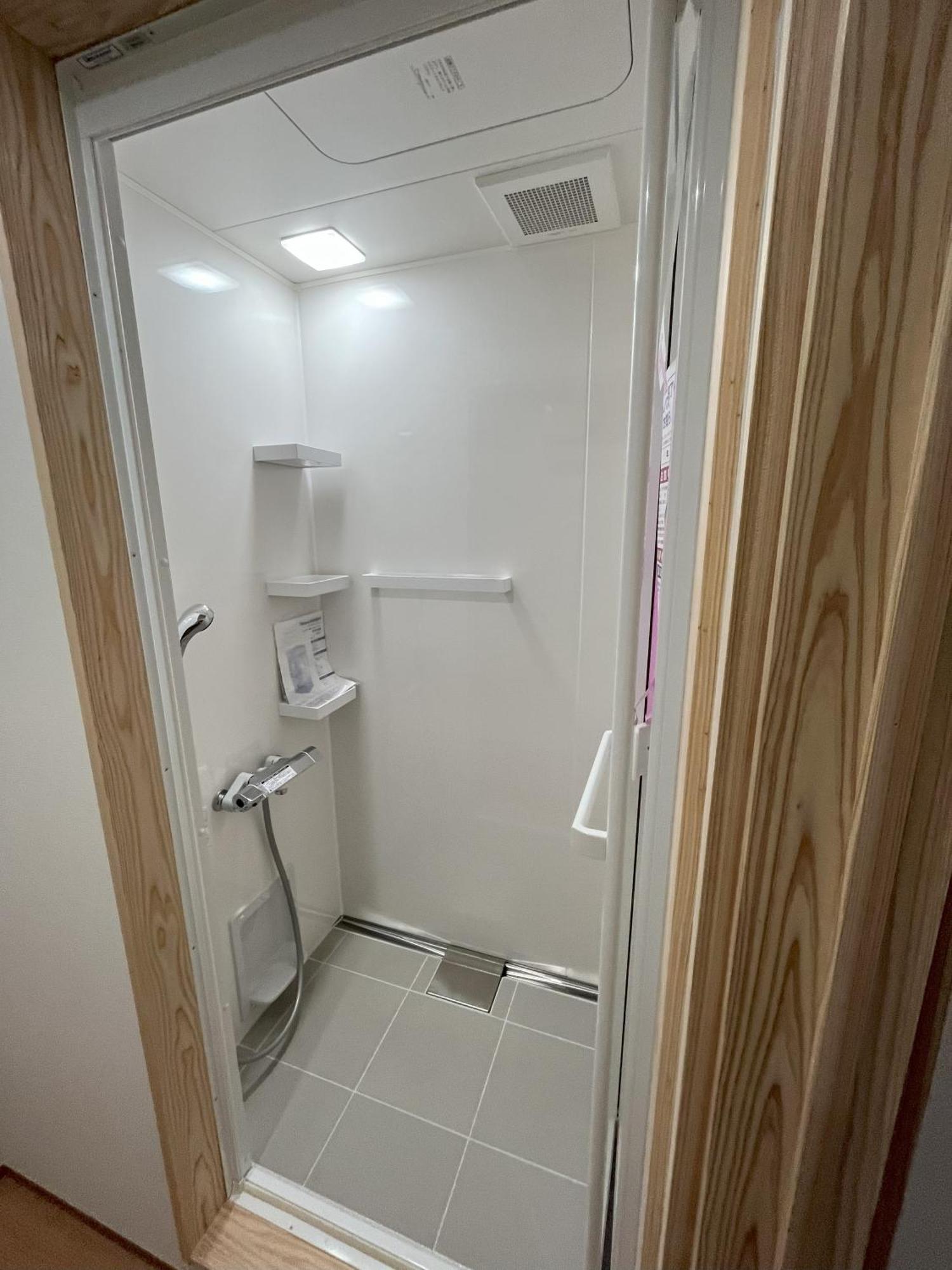 Guest House Iwato Такатихо Экстерьер фото